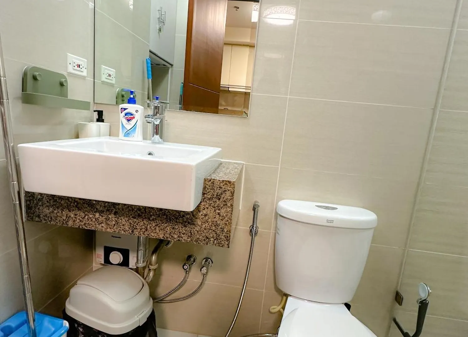 1 Bedroom Uptown Bgc Cozy Condo Netflix 200Mb Wi-Fi Manila Philippines