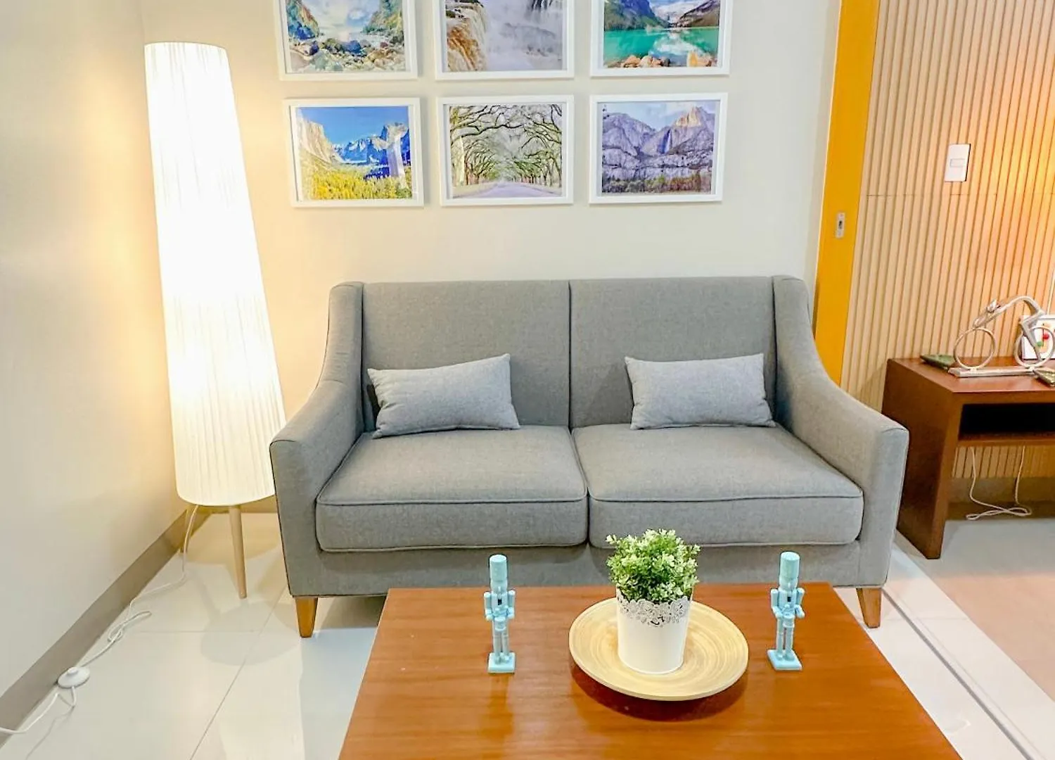 1 Bedroom Uptown Bgc Cozy Condo Netflix 200Mb Wi-Fi Manila 0*,  Philippines