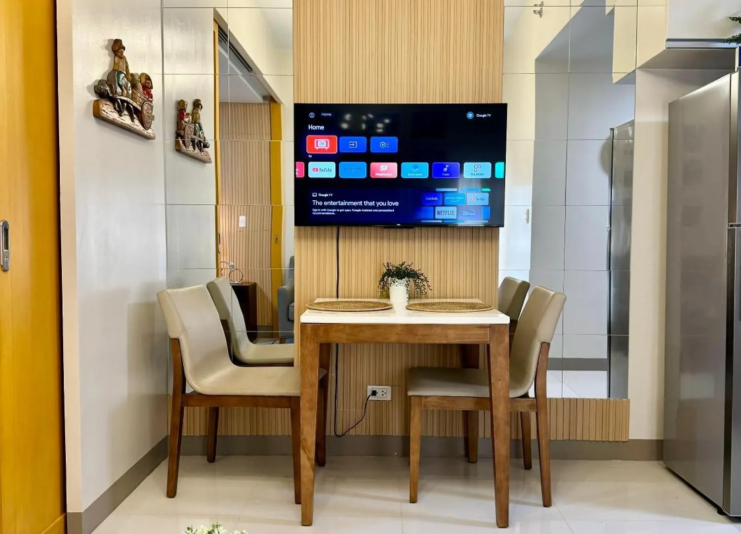 1 Bedroom Uptown Bgc Cozy Condo Netflix 200Mb Wi-Fi Manila
