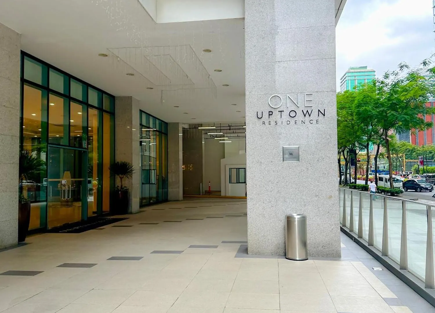 1 Bedroom Uptown Bgc Cozy Condo Netflix 200Mb Wi-Fi Manila
