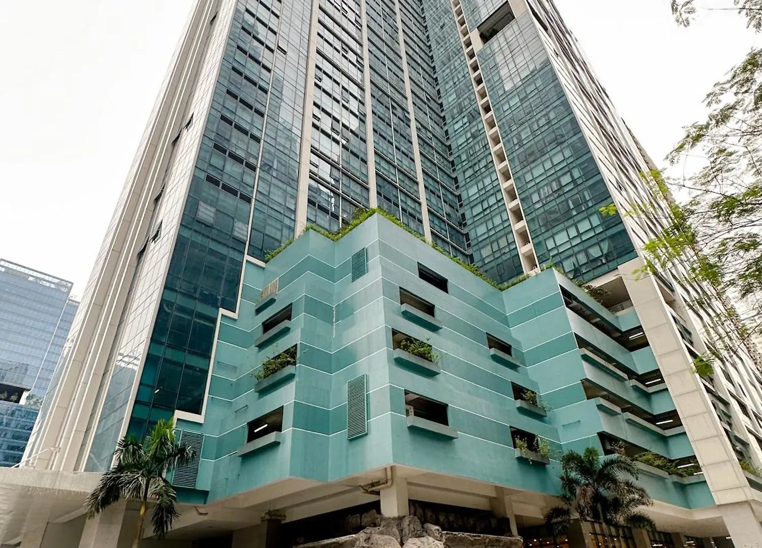 Apartment 1 Bedroom Uptown Bgc Cozy Condo Netflix 200Mb Wi-Fi Manila Philippines