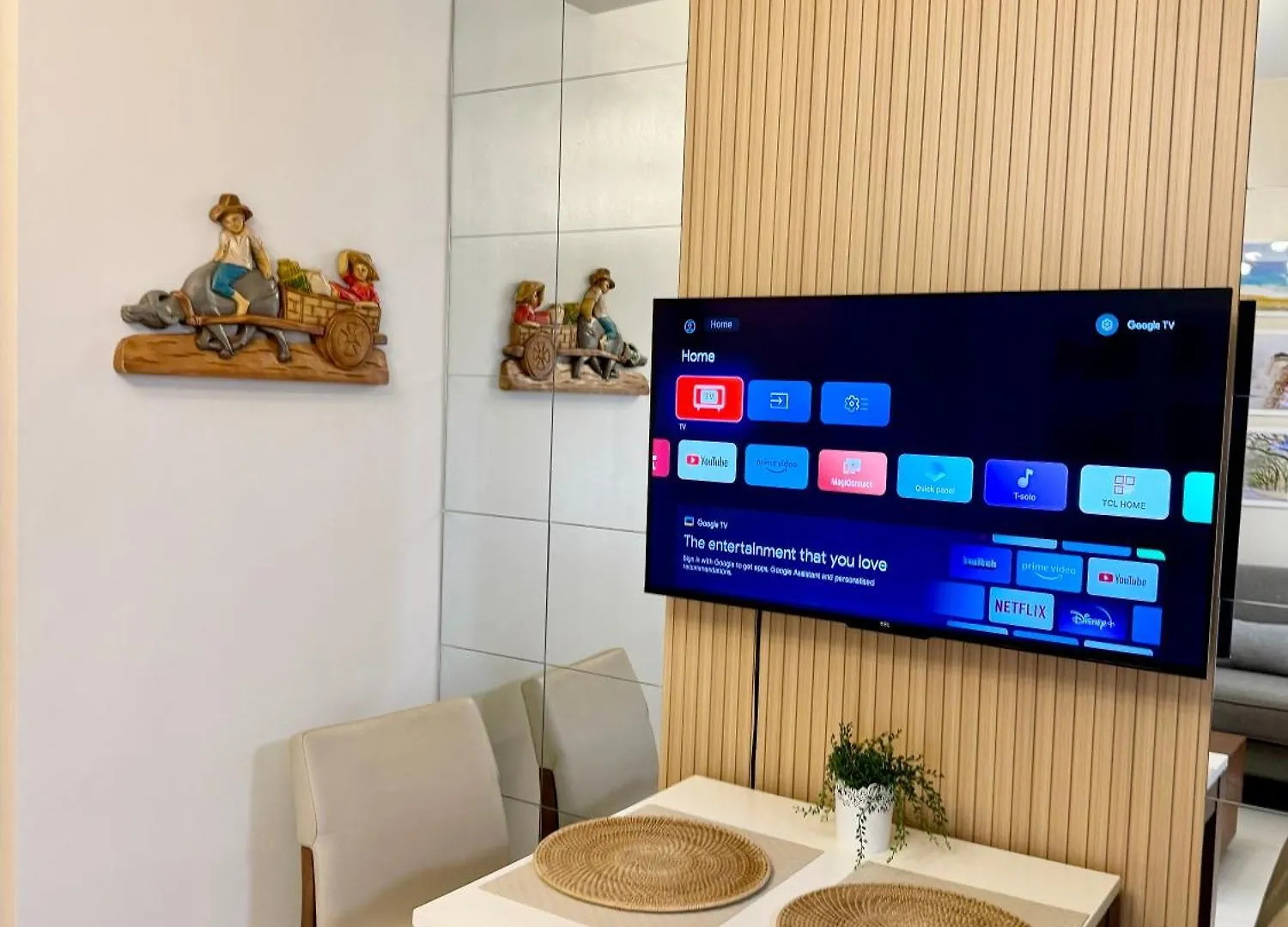 1 Bedroom Uptown Bgc Cozy Condo Netflix 200Mb Wi-Fi Manila