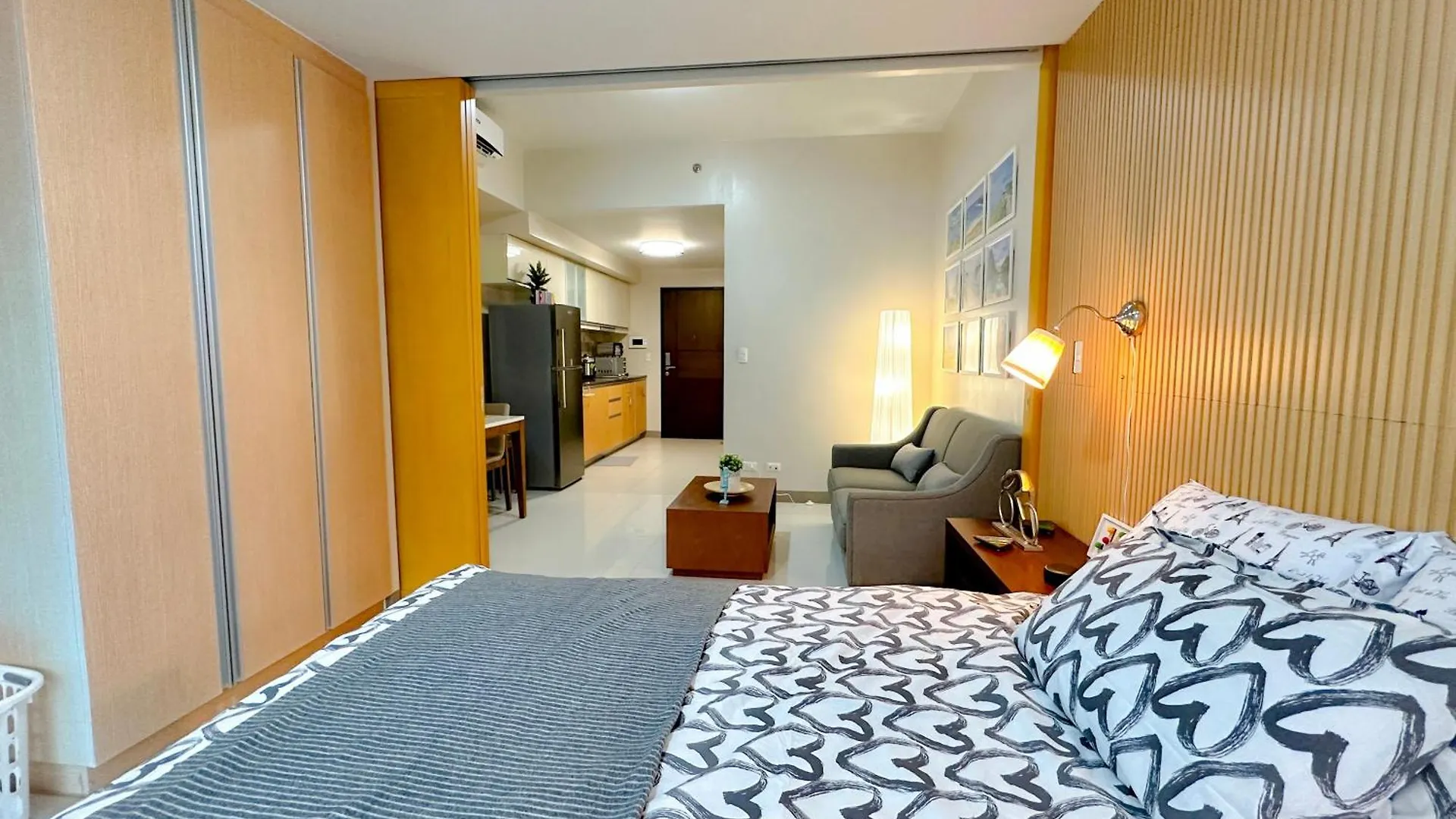 Apartment 1 Bedroom Uptown Bgc Cozy Condo Netflix 200Mb Wi-Fi Manila